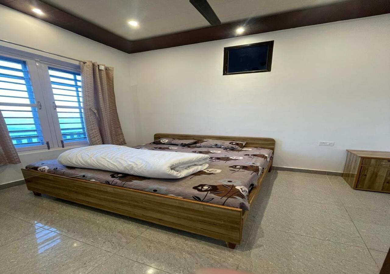Hotel Maa Bhagwati 알모라 외부 사진